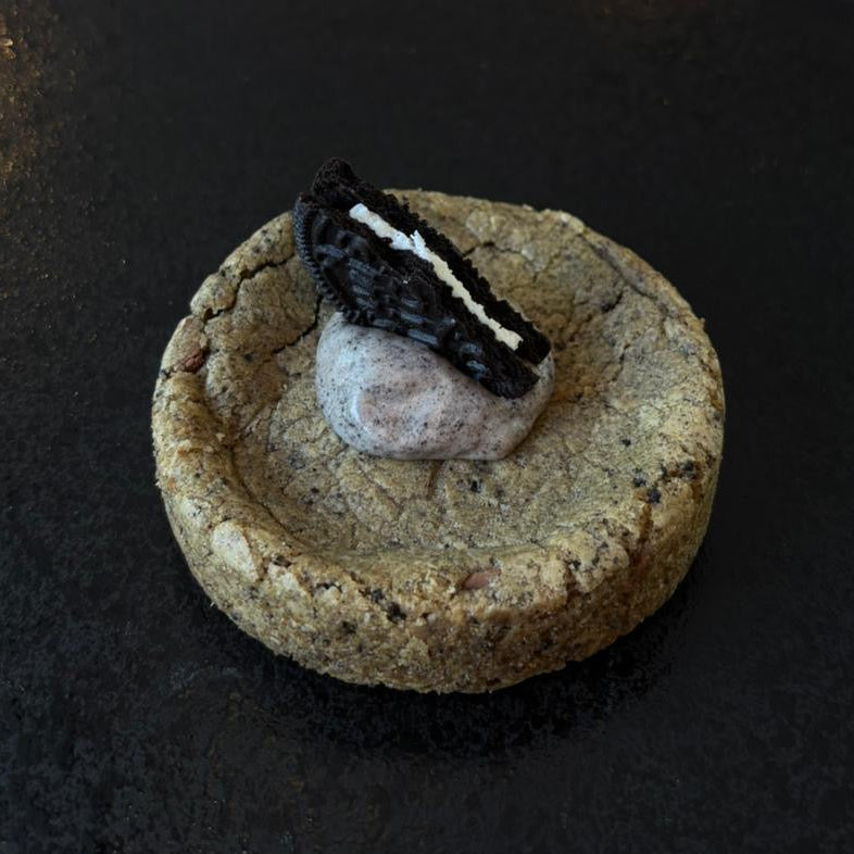 Oreo cookie